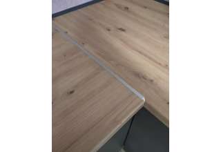 Spojovací lišta rohová k pracovní desce 28mm