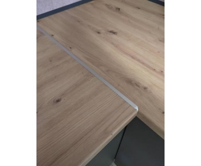 Fotogalerie Spojovací lišta rohová k pracovní desce 28mm