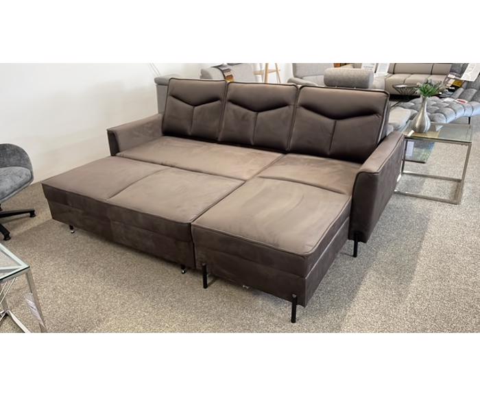 Fotogalerie Moderní sedací souprava Malta tvar L hnědá na vysokých nohách - pravá