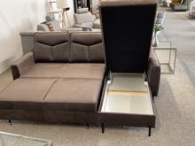 Fotogalerie Moderní sedací souprava Malta tvar L hnědá na vysokých nohách - pravá