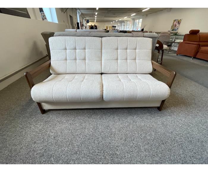 Fotogalerie Béžová rozkládací pohovka z bukového masivu Barbora (Fagus)