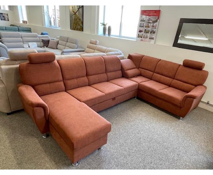 Foto z prodejny - sedací souprava Demo HR ve tvaru U - opěrky a relaxační rohový modul
