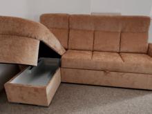 Fotogalerie Rohová rozkládací sedací souprava Bára s úložným prostorem - cihlová