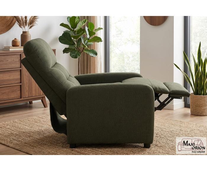 Relaxační polohovací křeslo Alan – olivové (nosnost 150 kg) v moderním interiéru