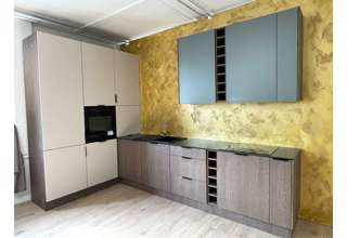 Rohová kuchyňská linka Sorello 180 x 317 cm s pracovní deskou výšky 13 mm